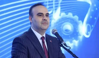 ‘TÜRKİYE, KÜRESEL DÖNÜŞÜMÜN ÖNCÜLERİNDEN’