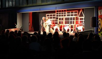 TİYATRO TRENİ 4 MAYIS’TA RAYLARDA