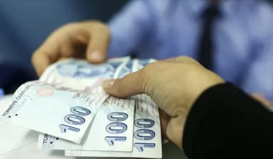 EN DÜŞÜK EMEKLİ AYLIĞI BELİRLENDİ