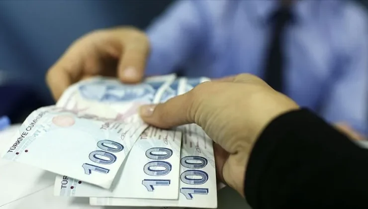EN DÜŞÜK EMEKLİ AYLIĞI BELİRLENDİ