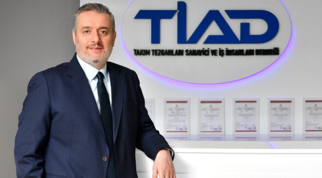 YÜKSEK FAİZ SANAYİCİNİN YATIRIMINI ENGELLİYOR
